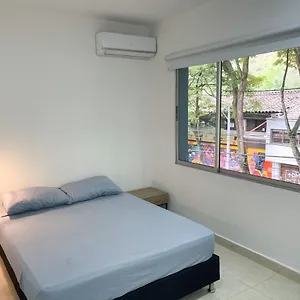 דירה Apartamento Lleras מדיין
